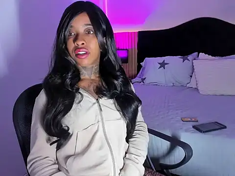 Pauline Fox online show from 03/19/26, 02:22