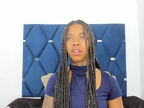 Pauline Fox online show from 10/17/25, 02:15