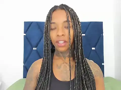 Pauline Fox online show from 10/18/25, 01:51