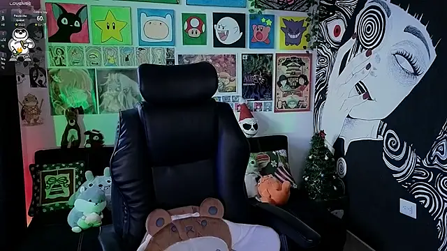 Yuhwan  online show from 12/20/25, 10:34