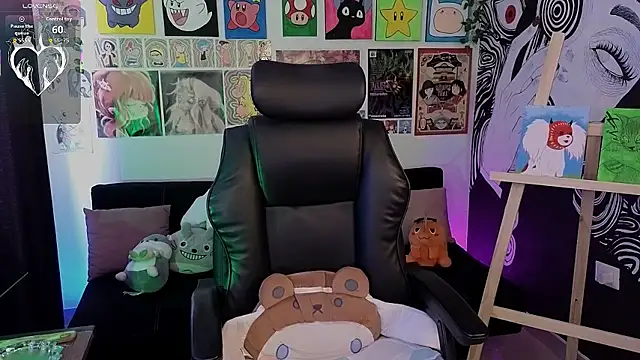 Yuhwan  online show from 03/25/26, 06:18