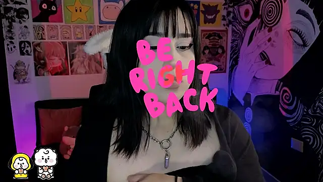 Yuhwan  online show from 10/25/25, 10:43