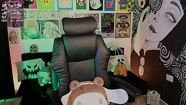 Yuhwan  online show from 10/27/25, 11:05