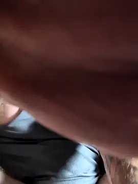 Snapshot of danoo84 chatting on 11/21/25, 07:40 danoo84 online show from 11/21/25, 07:40