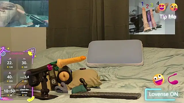 Snapshot of danoo84 chatting on 10/09/25, 04:46 danoo84 online show from 10/09/25, 04:46