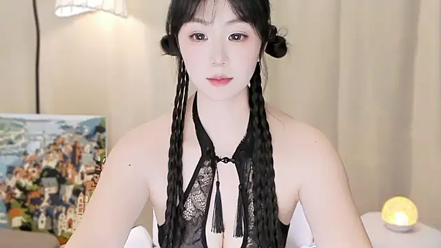 Snapshot of lumi65 chatting on 11/15/25, 11:58 lumi65 online show from 11/15/25, 11:58