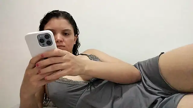 isabelly08ty online show from 11/19/25, 06:08
