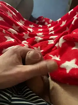 Snapshot of high_geil chatting on 04/16/26, 08:04 high geil online show from 04/16/26, 08:04