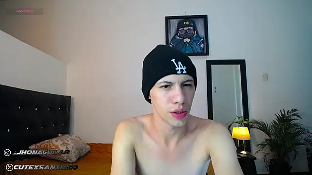 santiago cutex online show from 09/19/25, 04:27