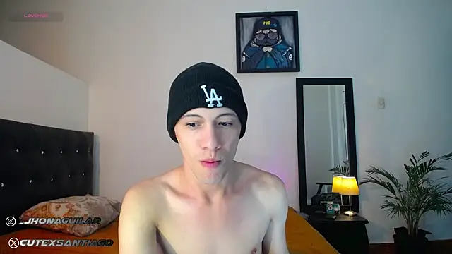 santiago cutex online show from 09/28/25, 09:27