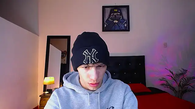 santiago cutex online show from 11/07/25, 09:58