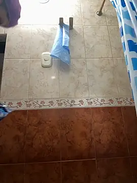 santiago cutex online show from 10/31/25, 09:39