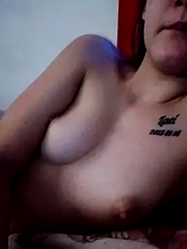 Themaskedgirl21 online show from 12/22/25, 11:32