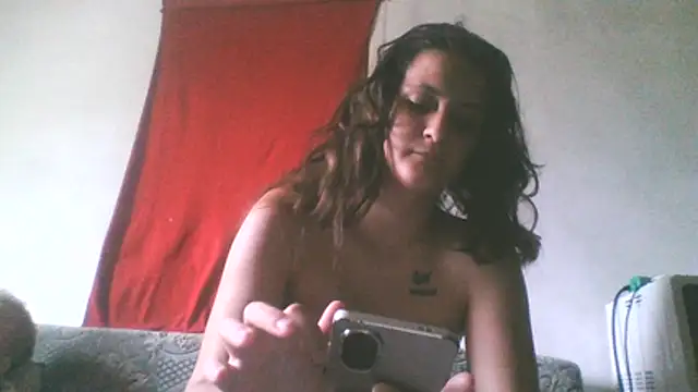 Snapshot of Themaskedgirl21 chatting on 07/13/26, 12:48 Themaskedgirl21 online show from 07/13/26, 12:48