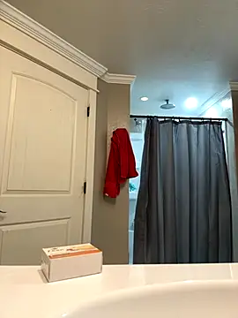 bleedthetrees online show from 10/10/25, 07:20