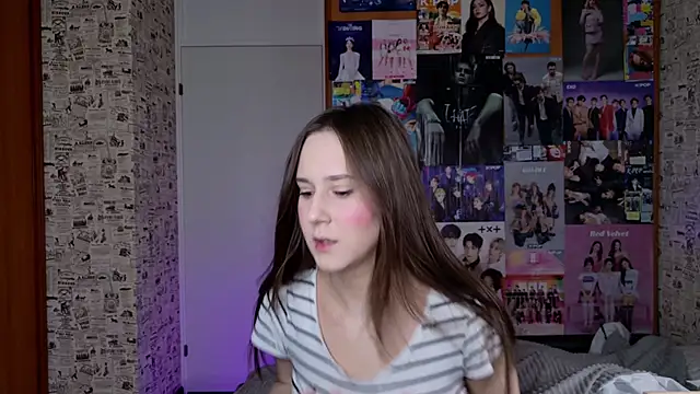 LucyRose3 online show from 11/30/25, 04:13