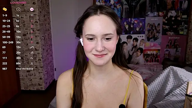 LucyRose3 online show from 11/07/25, 04:55