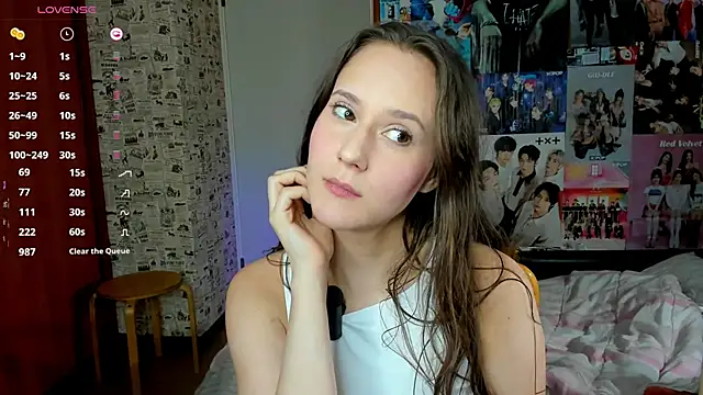 LucyRose3 online show from 10/29/25, 04:50