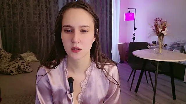 LucyRose3 online show from 04/03/26, 02:12