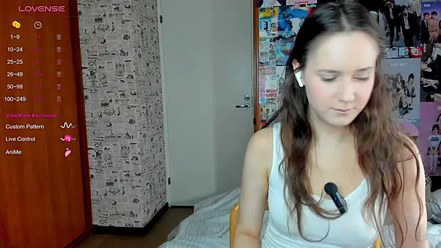 LucyRose3 online show from 10/15/25, 04:44