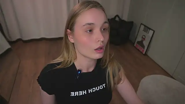 lisa schiele online show from 04/03/26, 08:48