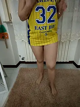 alicepavia22 online show from 03/13/26, 10:04