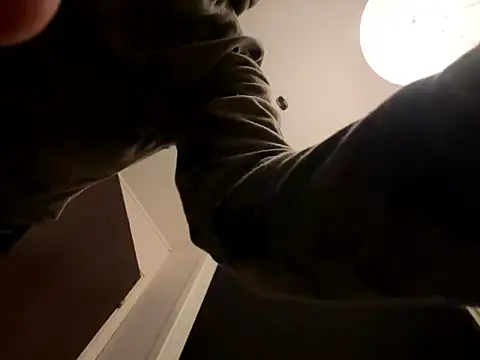 Snapshot of SwingWingWomanSweden chatting on 09/09/25, 08:51 SwingWingWomanSweden online show from 09/09/25, 08:51