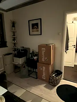 Snapshot of SwingWingWomanSweden chatting on 10/09/25, 07:25 SwingWingWomanSweden online show from 10/09/25, 07:25