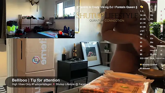 Snapshot of SwingWingWomanSweden chatting on 09/26/25, 07:04 SwingWingWomanSweden online show from 09/26/25, 07:04