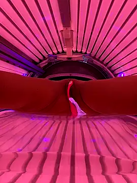 Snapshot of SwingWingWomanSweden chatting on 10/18/25, 07:38 SwingWingWomanSweden online show from 10/18/25, 07:38