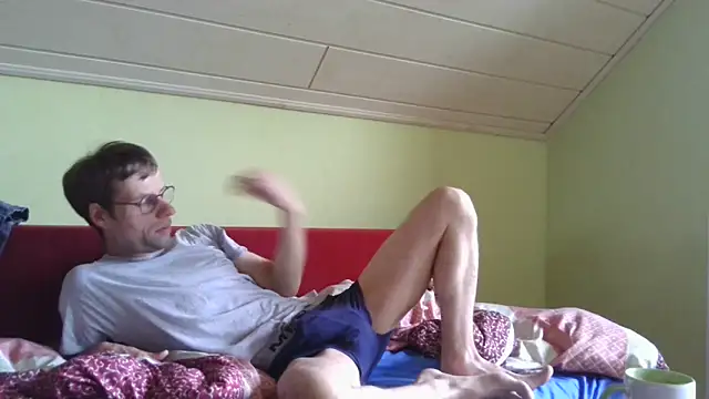 Snapshot of vers92_seb chatting on 06/04/26, 06:18 vers92 seb online show from 06/04/26, 06:18