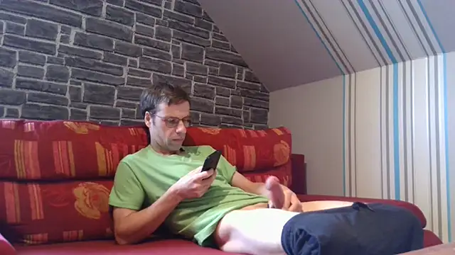 Snapshot of vers92_seb chatting on 10/12/25, 08:48 vers92 seb online show from 10/12/25, 08:48