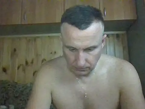 Maksymilian1 online show from 10/22/25, 04:28
