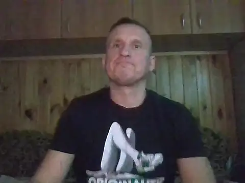 Maksymilian1 online show from 01/14/26, 03:59