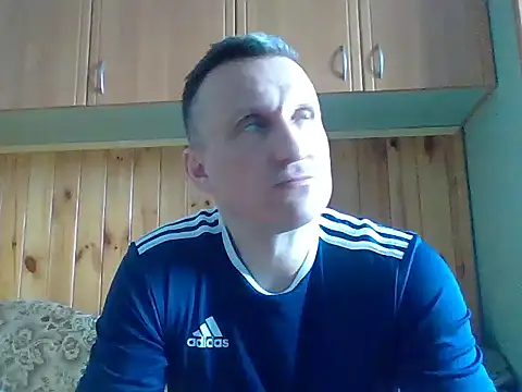 Maksymilian1 online show from 04/12/26, 10:07