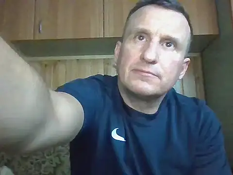 Maksymilian1 online show from 11/04/25, 08:12