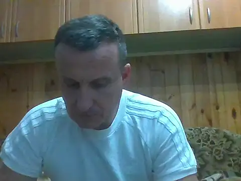 Maksymilian1 online show from 11/20/25, 01:56