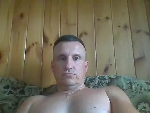 Snapshot of Maksymilian1 chatting on 07/01/26, 04:29 Maksymilian1 online show from 07/01/26, 04:29