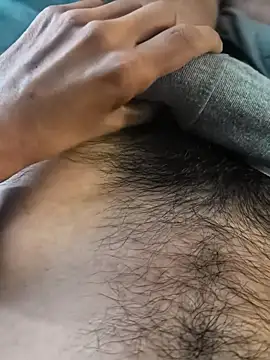 Yucsingl1 online show from 04/12/26, 01:03