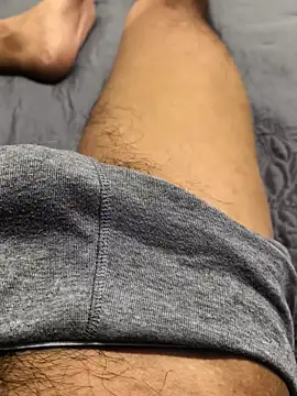 Yucsingl1 online show from 04/12/26, 12:47