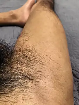 Yucsingl1 online show from 04/11/26, 01:13