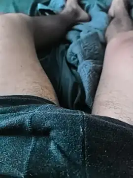 Yucsingl1 online show from 04/13/26, 01:09