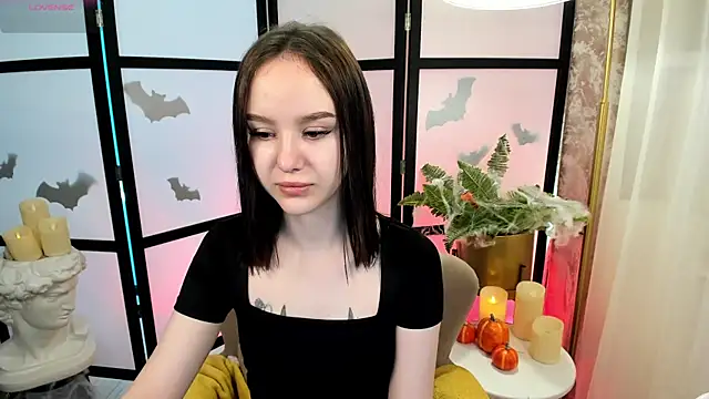 MarySparkle online show from 10/14/25, 04:46