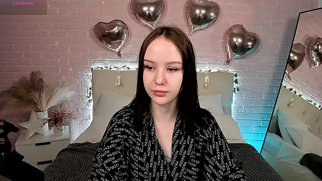 MarySparkle online show from 11/12/25, 03:54