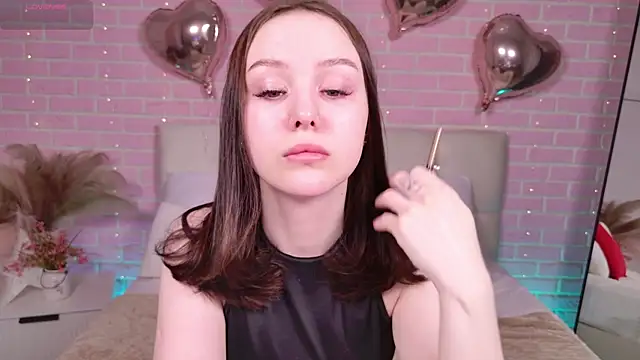 MarySparkle online show from 11/28/25, 04:01