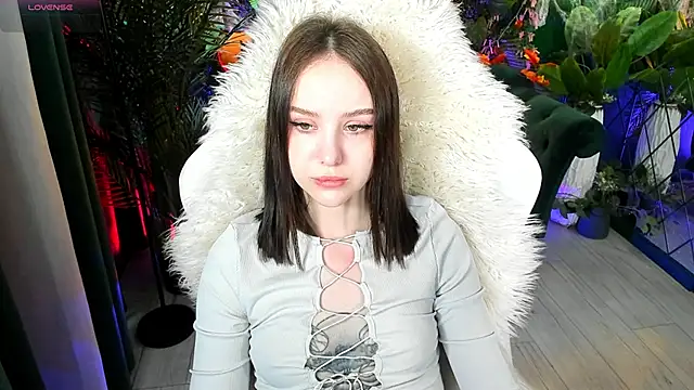 MarySparkle online show from 10/31/25, 03:47