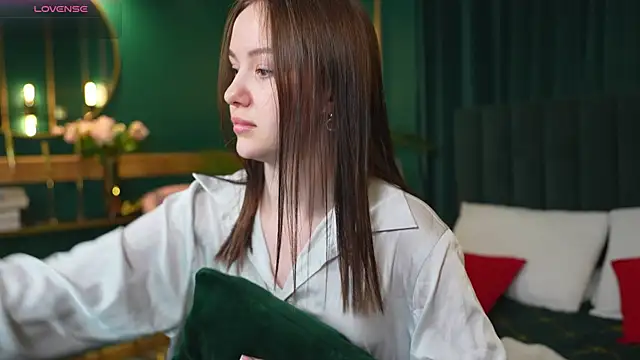 MarySparkle online show from 04/15/26, 04:40