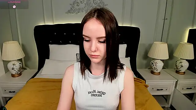MarySparkle online show from 10/13/25, 03:52