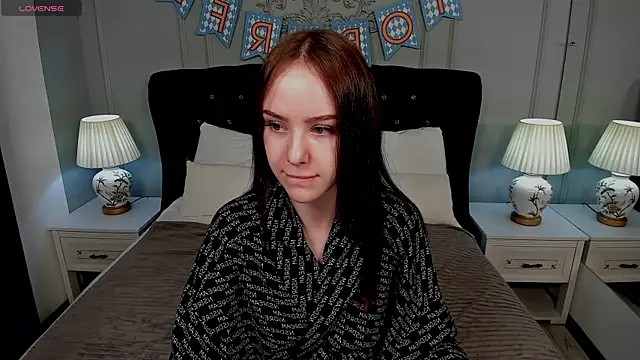 MarySparkle online show from 09/27/25, 02:39
