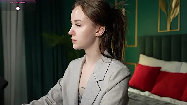 MarySparkle online show from 02/18/26, 04:43